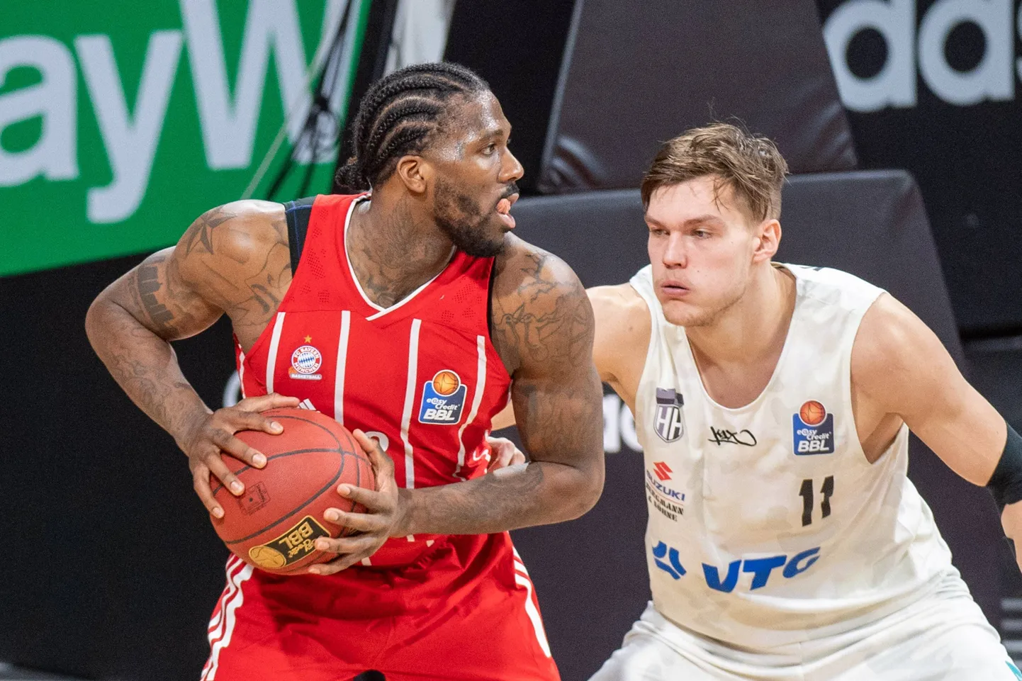 Jalen Reynolds (vasakul) ja Maik Kotsar.