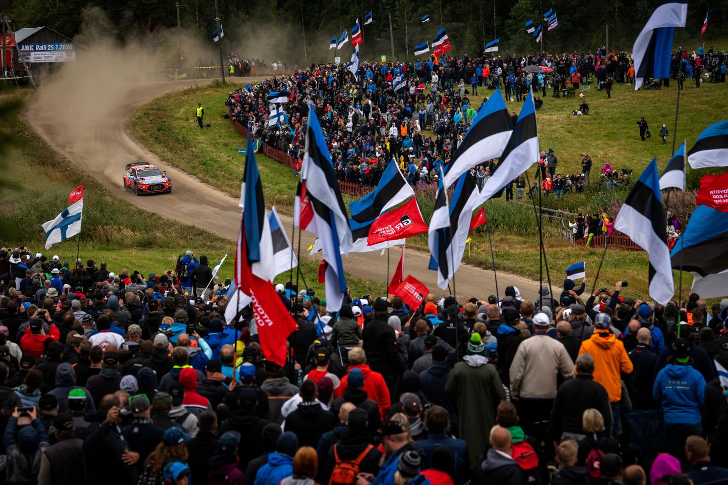 Hyundai i20 WRC-auto 2019. aasta Soome MM-rallil.