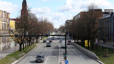 Piirangud kitsendavad liiklust Riia ja Kreutzwaldi tänaval