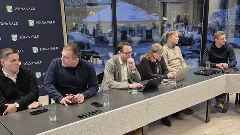 Koalitsiooni kuuluvad saadikud avaldasid Põlvas erilisel moel protesti