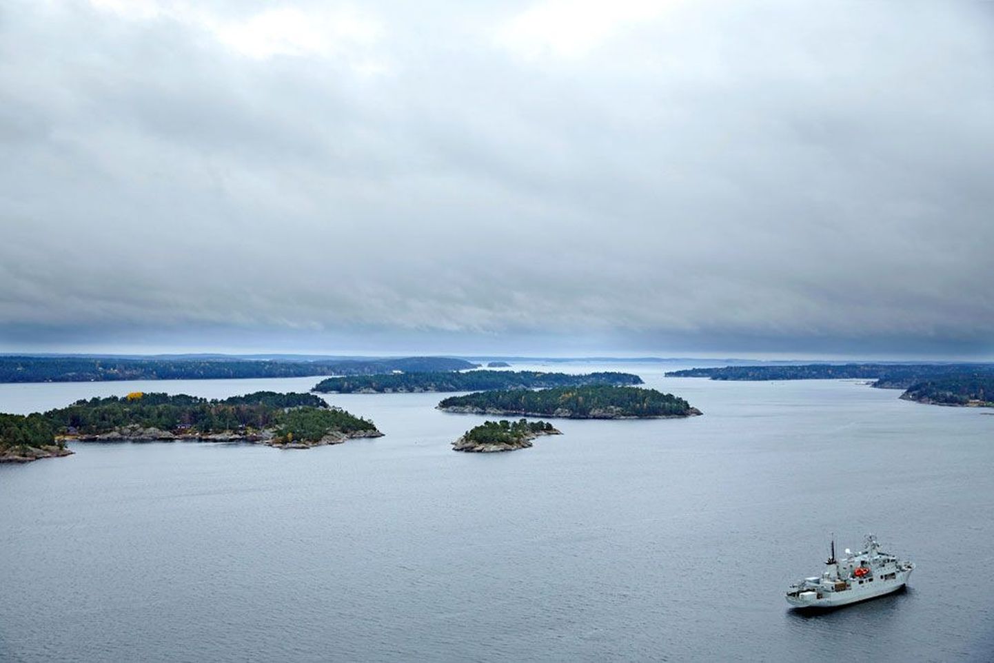 Rootsi miinijahtija HMS Kullen Stockholmi saarestikus.
