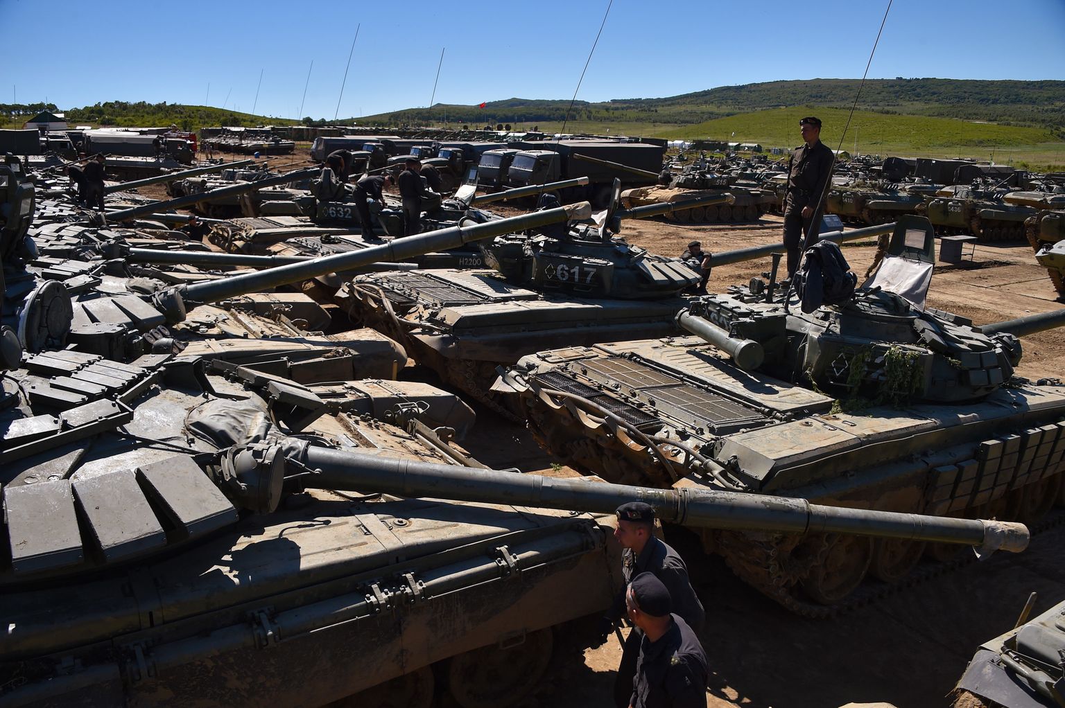 Vene tankid ja sõjaväelased septembri alguses väljaõppepolügoonil Vladivostoki lähistel õppuse Vostok 2022 ajal.