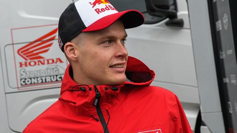 Jonass Zviedrijas "Grand Prix" kvalifikācija finišē devītais