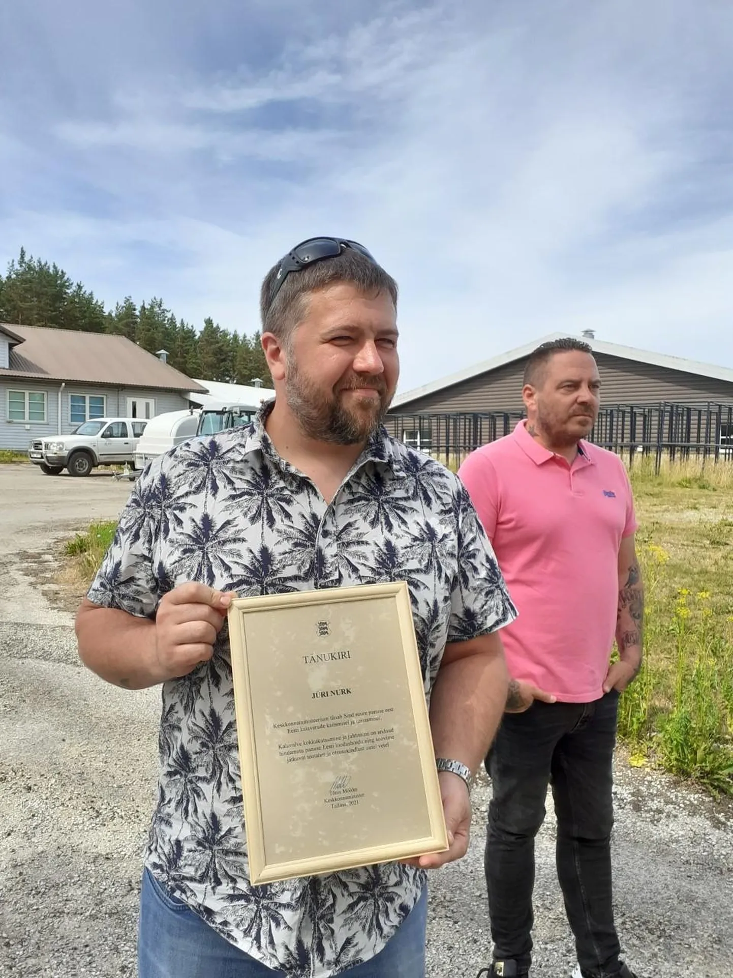 Pikaaegne kalavalve juht ja asutaja Jüri Nurk andis ameti üle noorematele. Keskkonnaministrilt pälvis ta tehtu eest tänukirja.