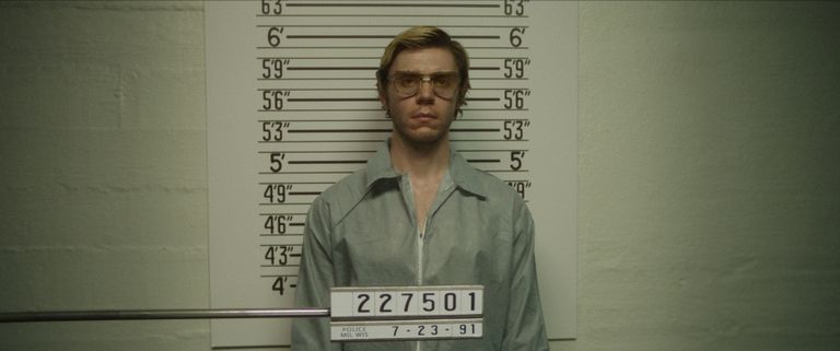 Inimsööjast sarimõrvar Jeffrey Dahmer (Evan Peters) uues vastuolulises minisarjas.