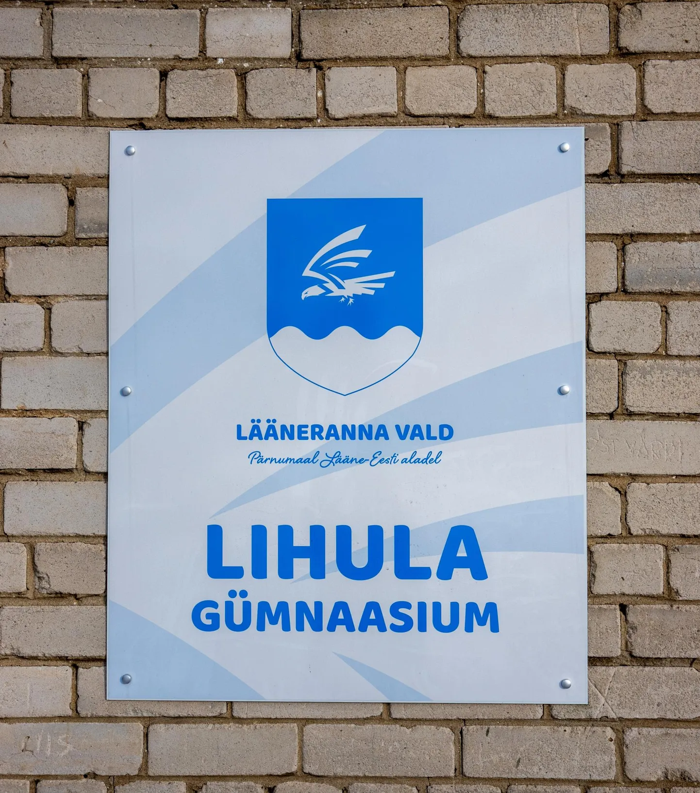 Lihula gümnaasiumile otsitakse  juhti.