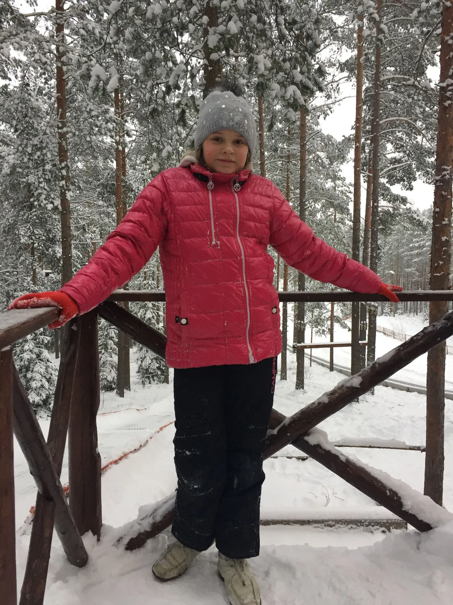 Adriana käib juba koolis ja tema ravi hakkab lõppema.