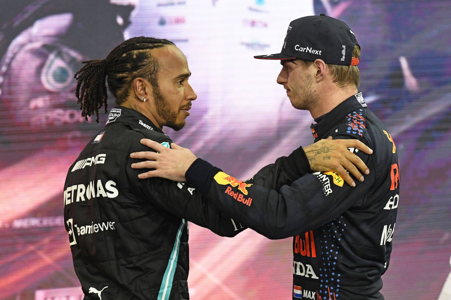 Uus vaatus duellis Lewis Hamilton vs. Max Verstappen.
