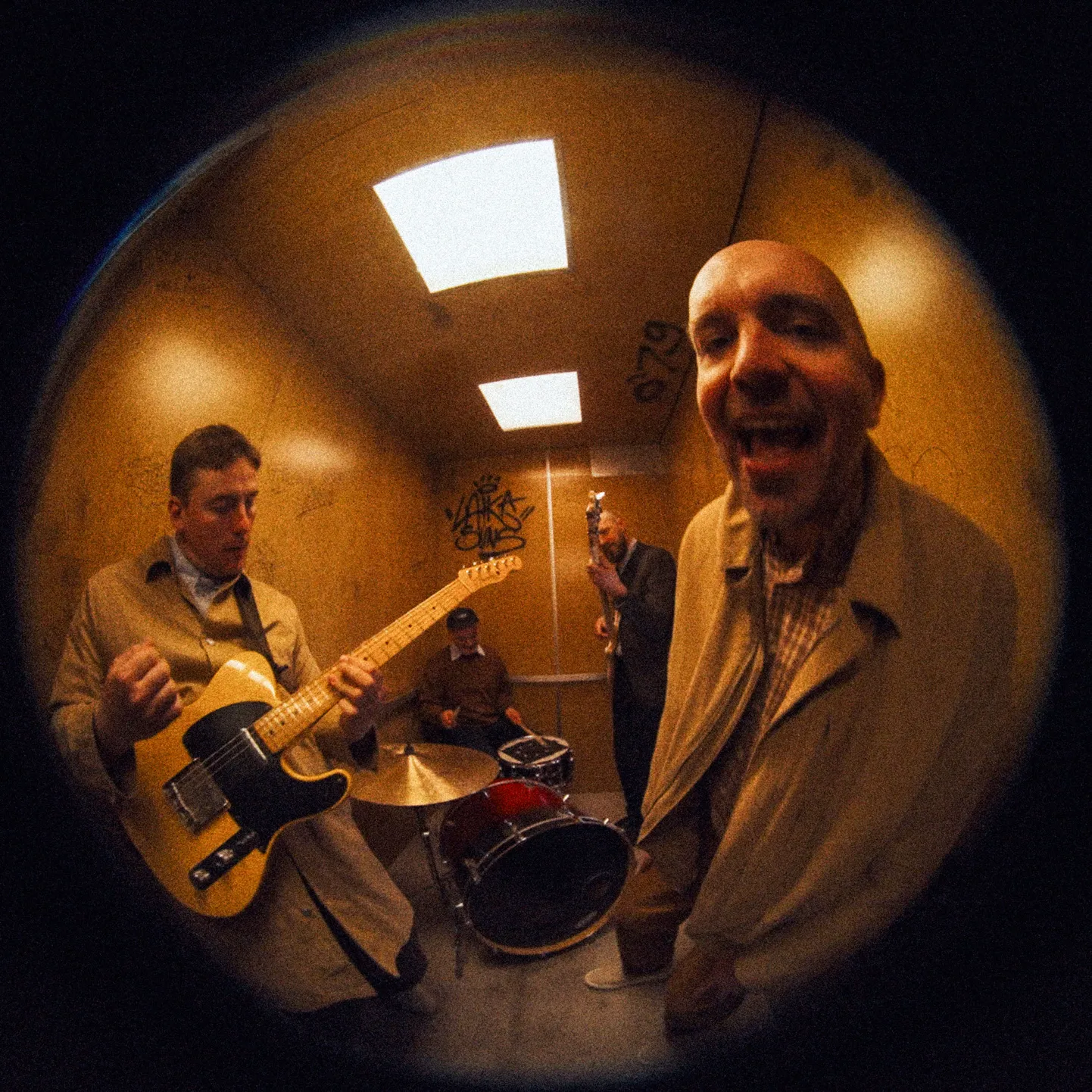 Pilsētas roka grupa "Laika Suns".