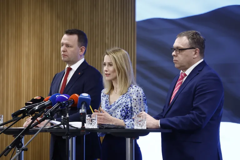 Sotsiaaldemokraatliku Erakonna esimees Lauri Läänemets Reformierakonna esimees Kaja Kallas ja Eesti 200 esimees Lauri Hussar kommenteerivad koalitsioonilepingut.