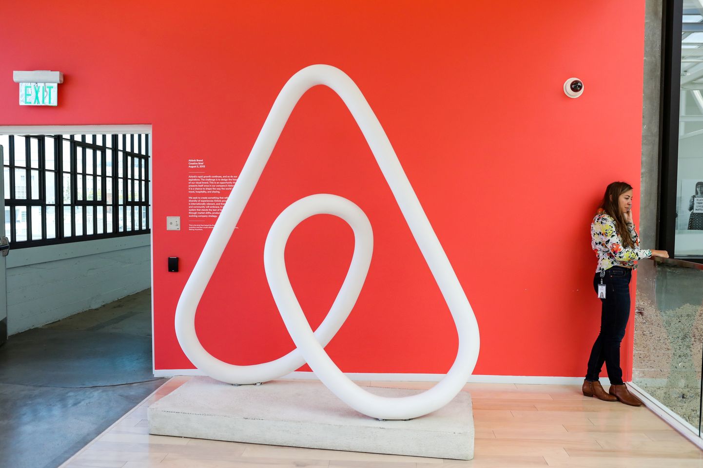 Airbnb üüriturg on Pariisis pihtide vahele võetud.