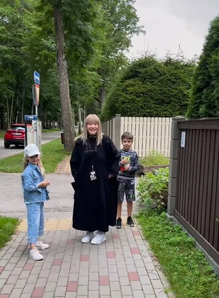 Алла Пугачева с детьми в Юрмале