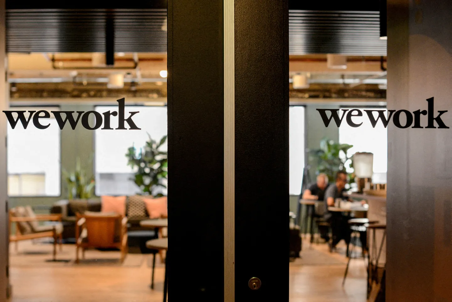 WeWorki ärimudel on kahtluse all, kahjumid ja võlad kuhjuvad ning ettevõte võib paluda pankrotikaitset