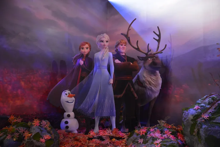 Animācijas filmas "Ledus sirds" (Frozen) varoņi. 