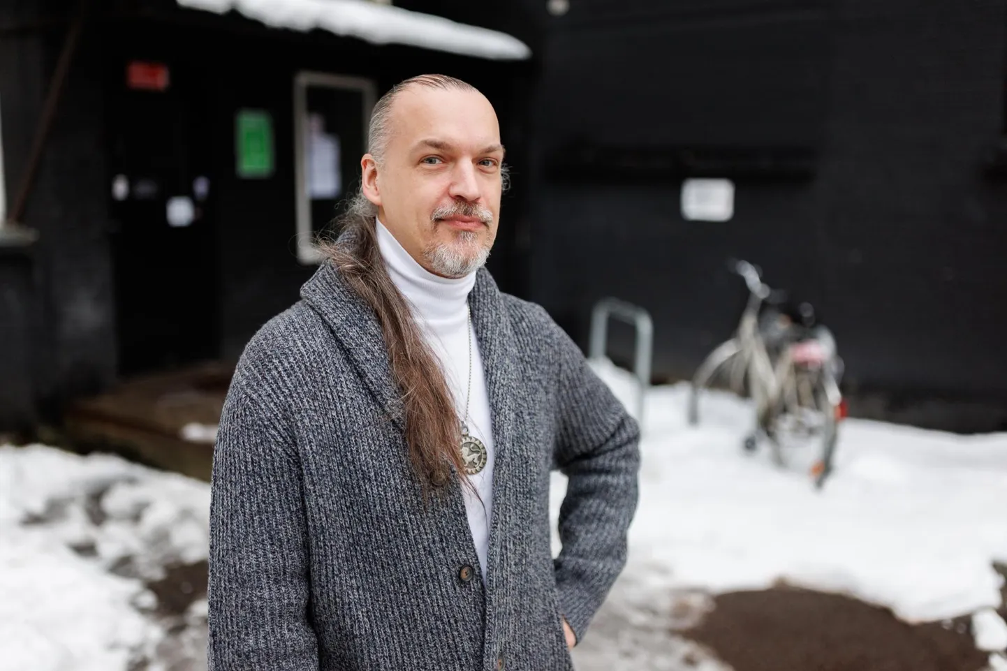 Märkab seda, mida paljud ei märka: kunstnikku ja muusikut Mihkel Kleisi huvitavad kultuuri äärmuslikumad ja veidramad kihistused.