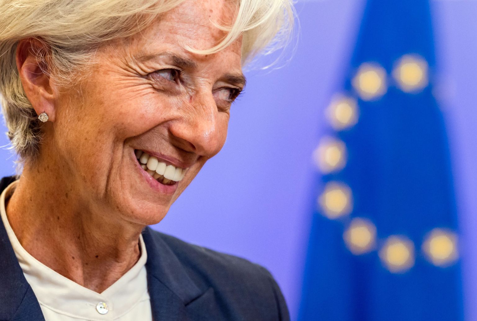 IMFi juht Christine Lagarde naeratab lahkudes euroala liidrite koosolekult Brüsselis 2015. aasta 13. juulil.