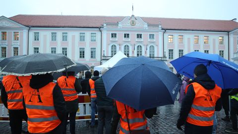 Ametiühingud korraldavad töölepingu seaduse vastuvõtmise vastu meeleavalduse