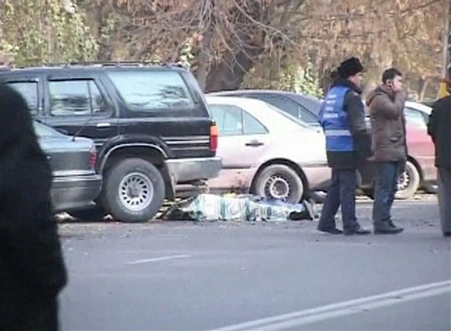 Kasahstani politseinik veretööpaigal Taraze linnas.