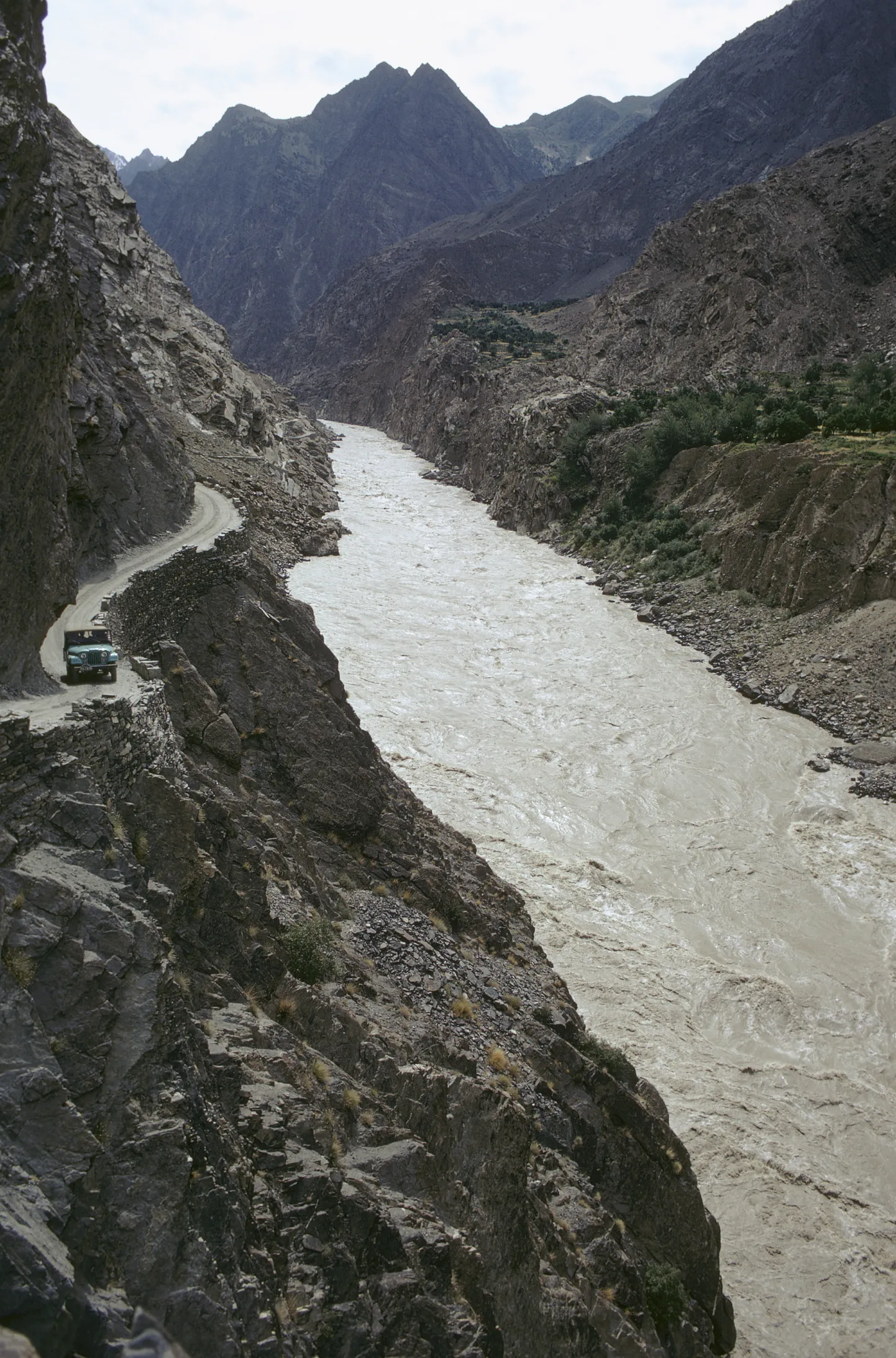 Mägitee Pakistanis Skardu lähistel. Foto on illustratiivne.