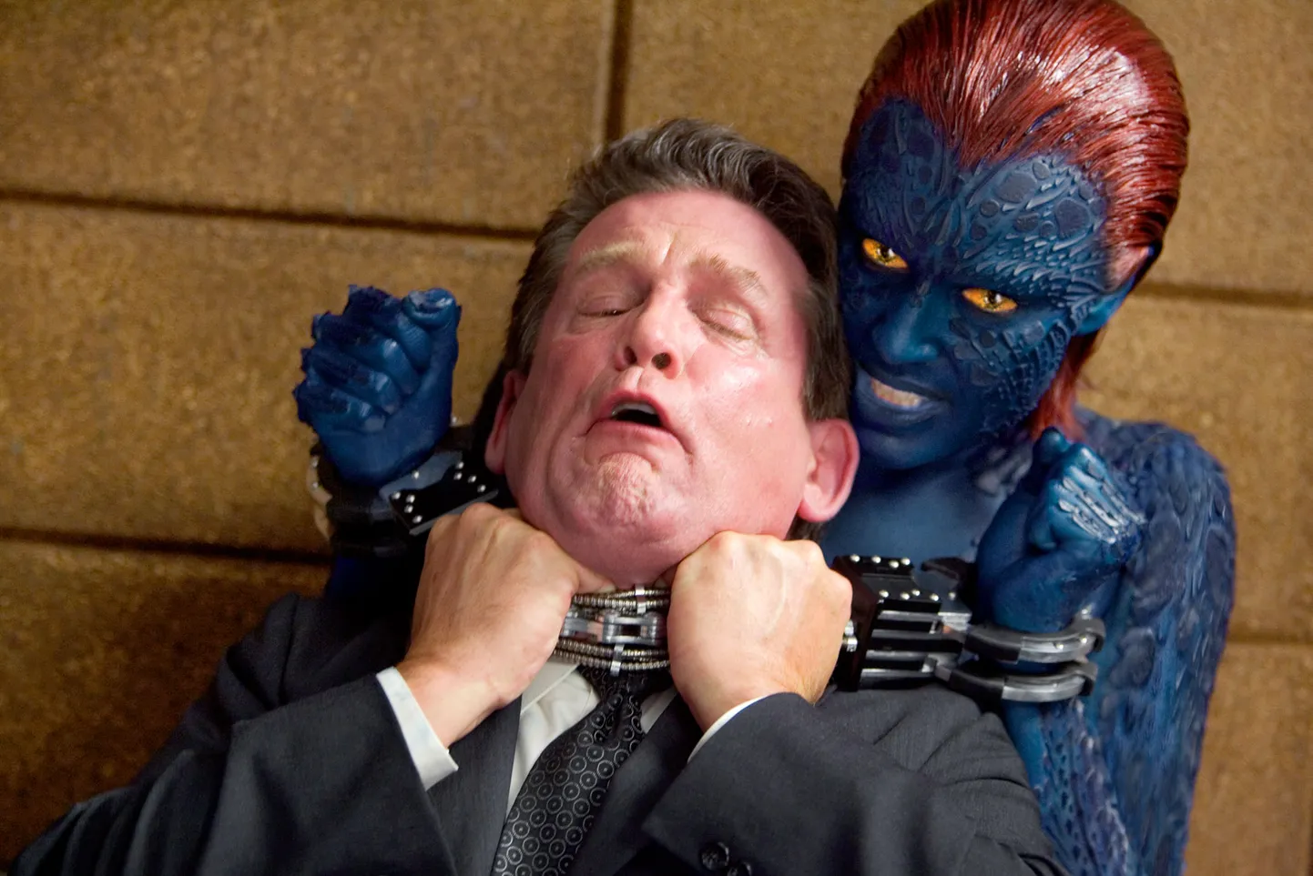 Filmides «X-mehed» ja «X-mehed: viimane vastuhakk» mängis Mystique'i tegelaskuju Rebecca Romijn.