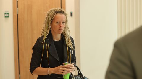 FOTOD ⟩ Miks last ei ravitud? Ema süüdistatakse oma tütre surmas