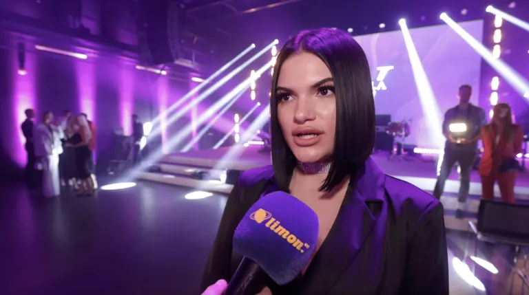 Участница реалити-шоу Диана.
