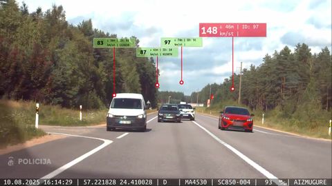 Latvijska policija na avtocesti A1 kaznovala več agresivnih voznikov