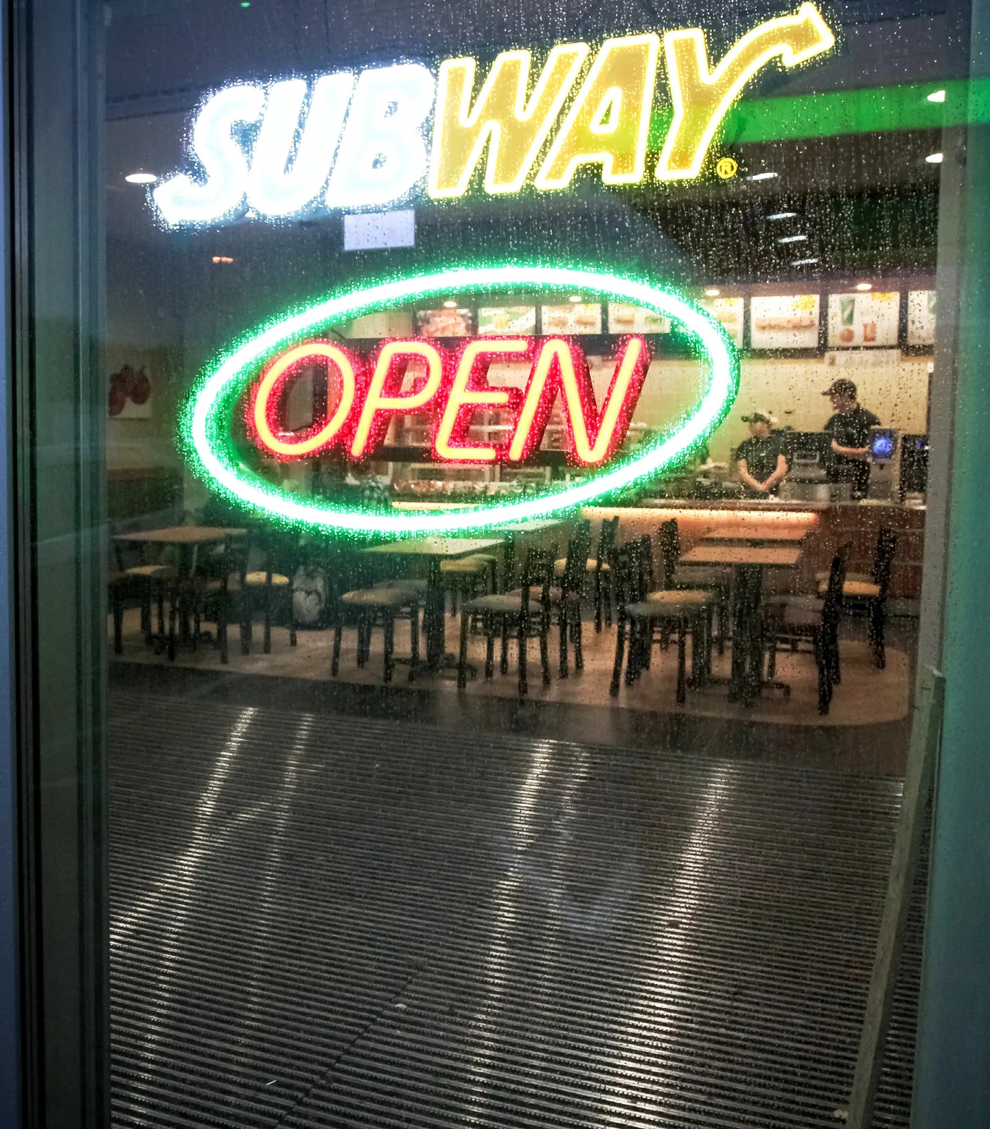 Pärnu Subway restoran. Pilt on illustreeriv.
