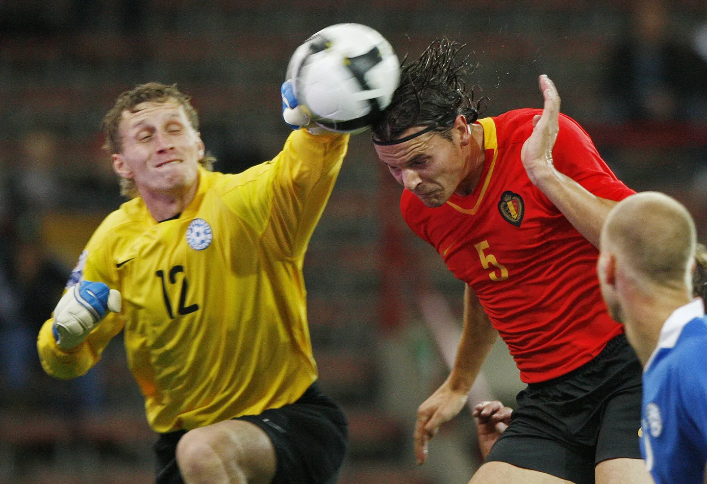 Pavel Londak kaitses 2008. aastal Eesti koondise väravasuud, kui Sinisärgid kaotasid MM-valikmängus Belgiale 2:3.
