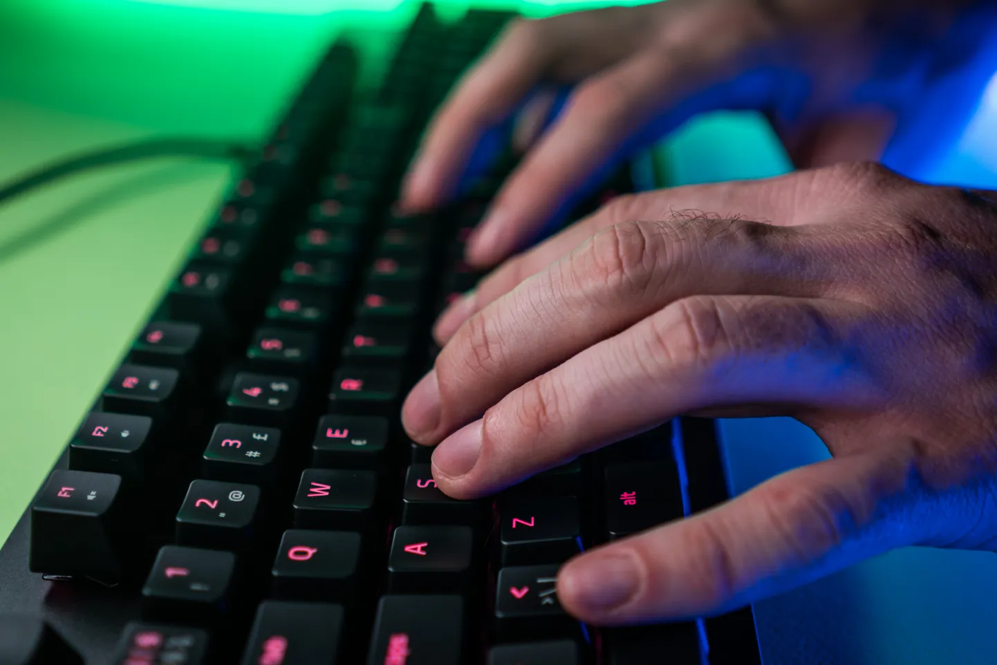 Razer Huntsman klaviatuur.