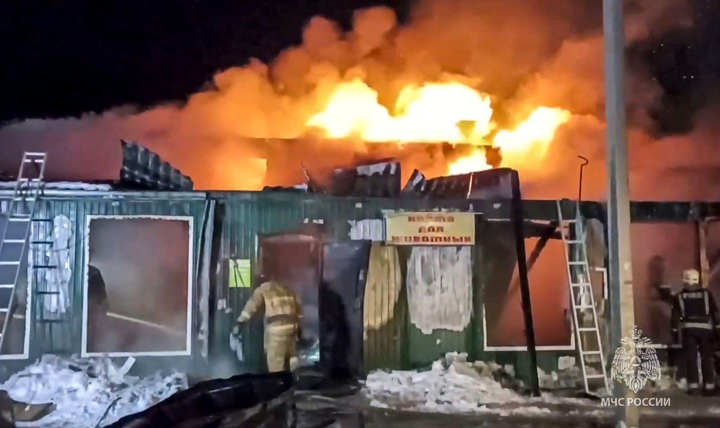 Siberis Kemerovos lahvatas öösel põleng eramajas, kus peeti ebaseaduslikult vanadekodu.
