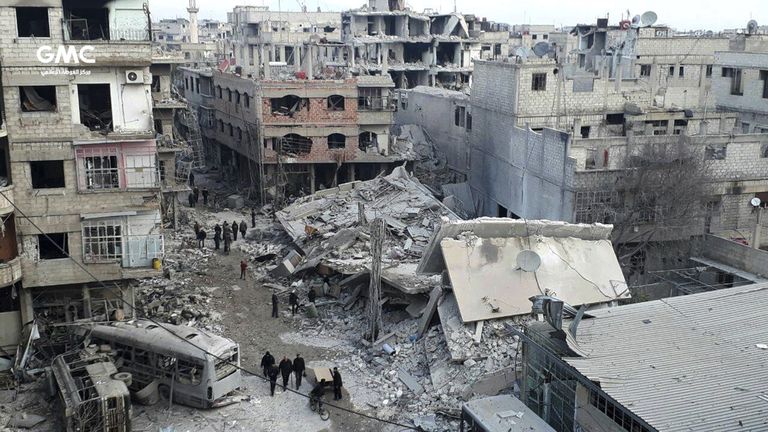Süüria režiimi hävitustegevus Ida-Ghoutas.
