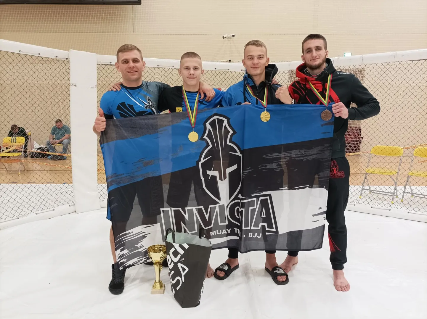 Invicta treener Henri Hiiemäe (vasakult), Silver Tagu, Egert-Ervin Messek ja Sten-Eric Laadre.