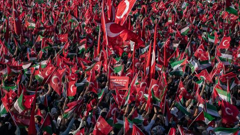 KOMMENTAAR ⟩ Kas Türgi sekkub Lähis-Ida sõtta?