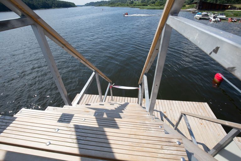 Вышка для прыжков в воду на озере Вильянди.