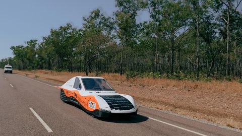 Tudengite päikeseauto läheb esimest korda Belgiasse 24-tunnisele võistlusele