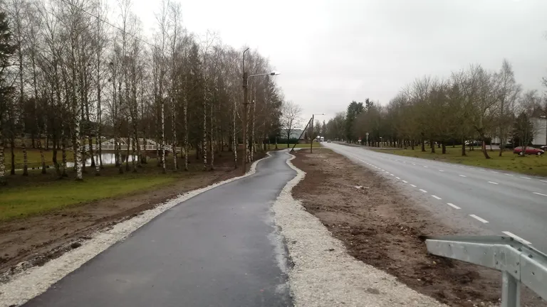 Väätsa uus kergliiklustee