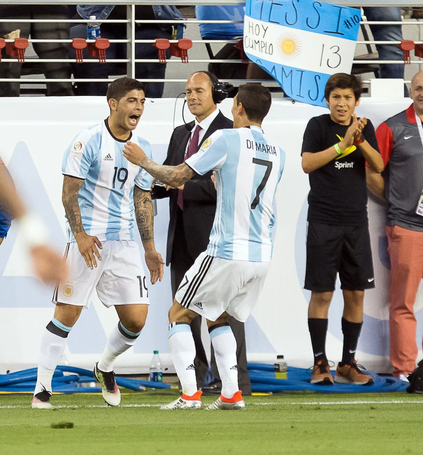 Ever Banega (vasakul) ja Angel Di Maria.