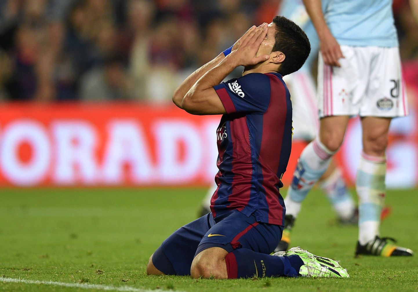 Pettunud FC Barcelona ründaja Luis Suarez.