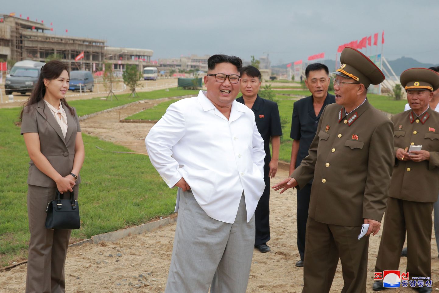 Kim Jong-un külastas tulevast turismipiirkonda.