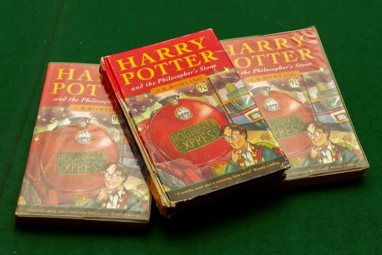 «Harry Potter ja tarkade kivi» esmaväljaanded.