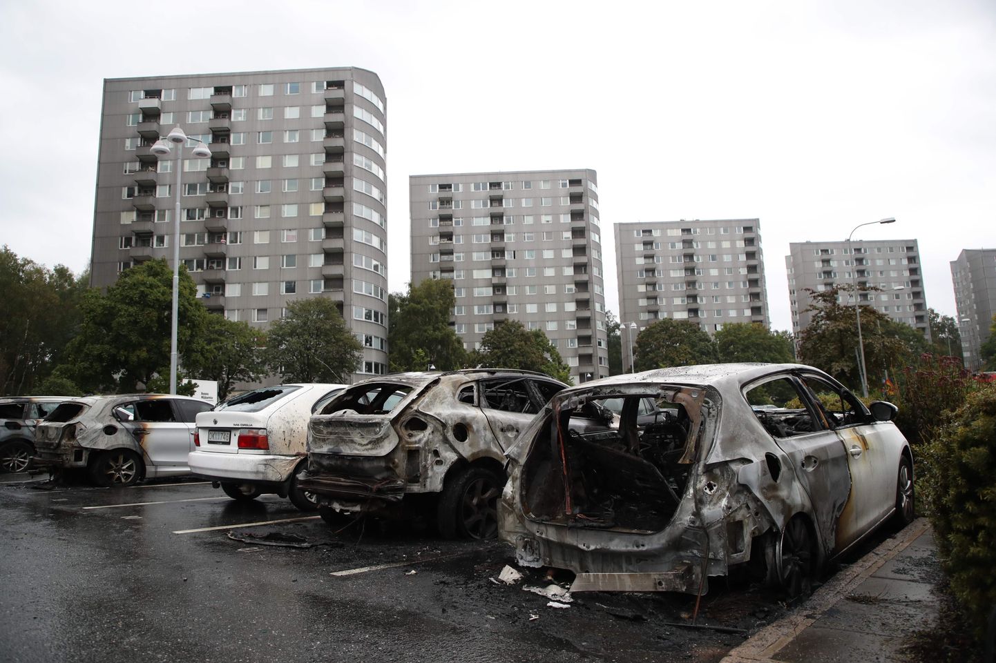 Põlenud autod Rootsis Göteborgis Frölundas