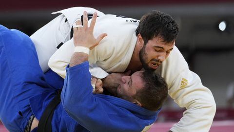 Maailma judoliit andis MMil osalemiseks rohelise tule reale Vene armee ohvitseridele