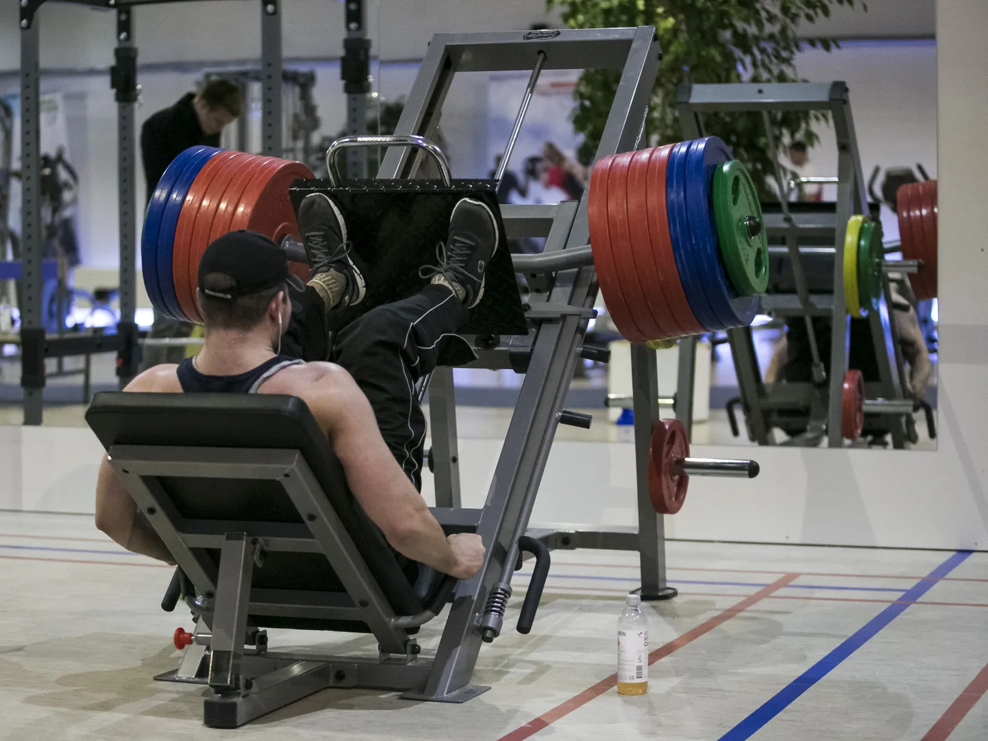 Viimsi ööpäevläbi avatud spordiklubi.