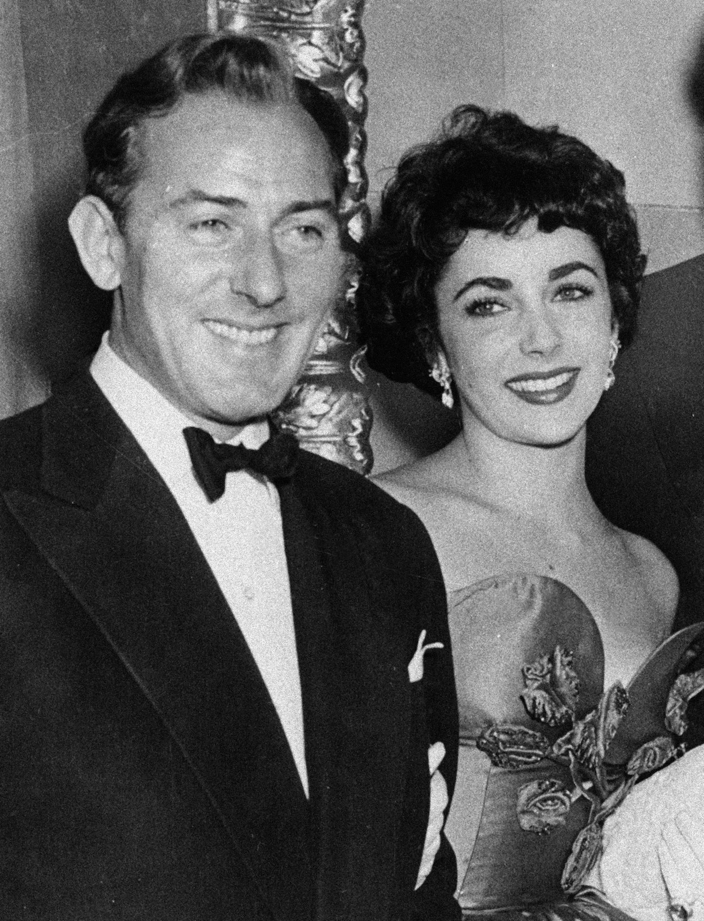 Elizabeth Taylor ja Michael Wilding, kes olid abielus aastatel 1952-1957.