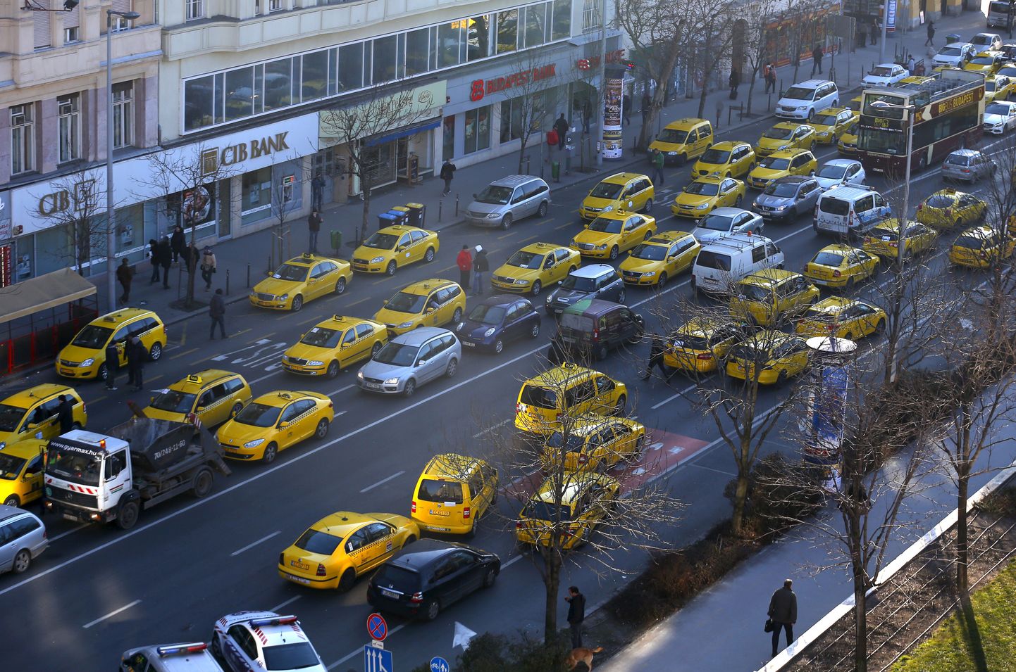 Taksojuhtide Uberi-vastane protest´iaktsioon Budapestis