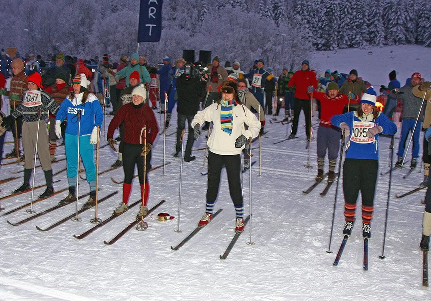 Suusasõpradel avaneb Tehvandil võimalus Tartu maratoniks treenida. Fotol näeme eelmisel aastal Tehvandilt stardi saanud retrosõitu, millega tähistati Tartu maratoni juubelit.