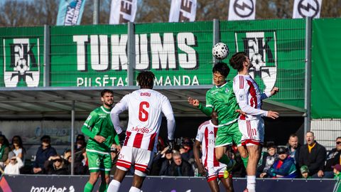 Ogres un Tukuma futbolisti pēdējā brīdī izcīna neizšķirtu