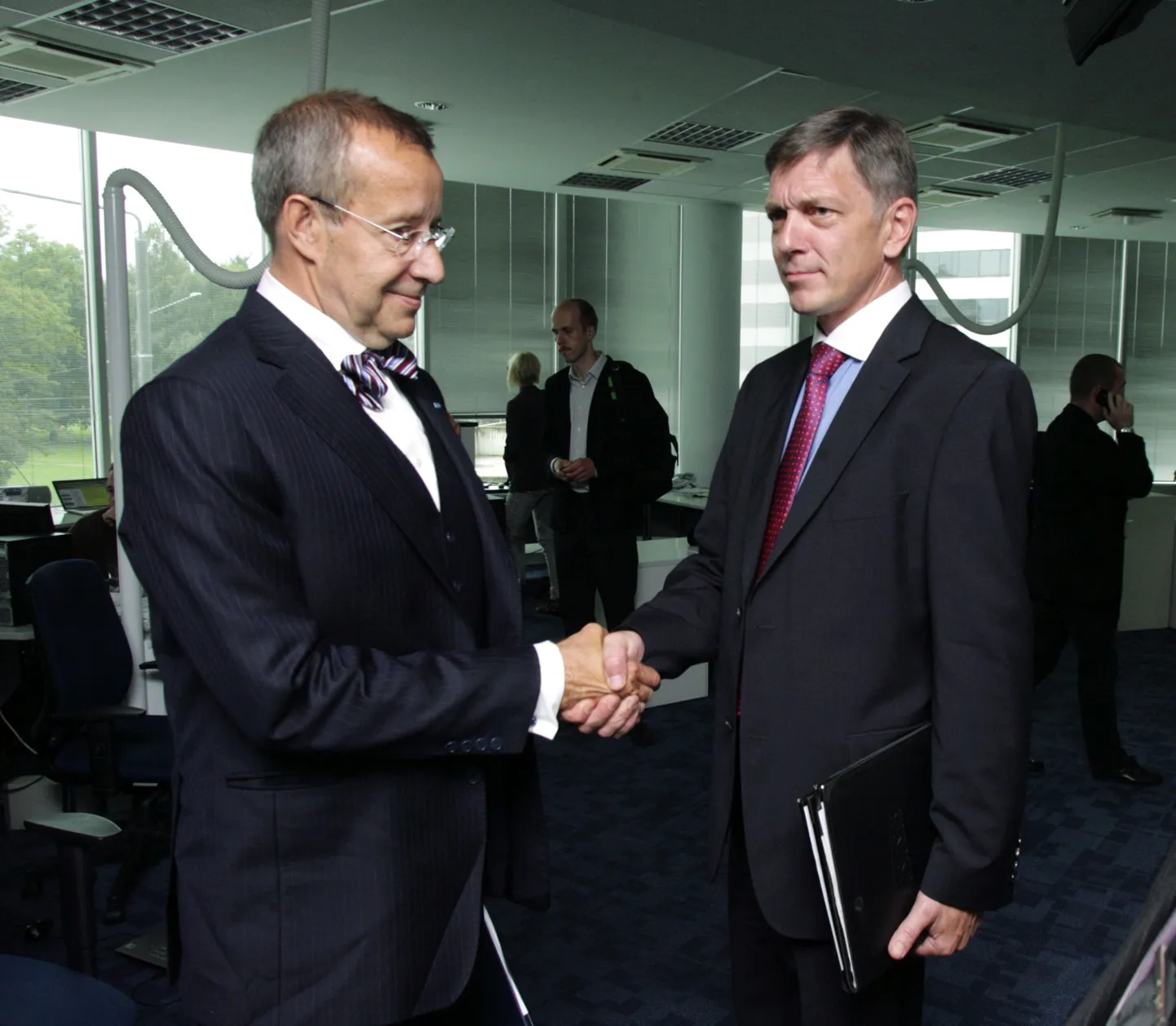 Presidendikandidaadid Toomas Hendrik Ilves ja Indrek Tarand.