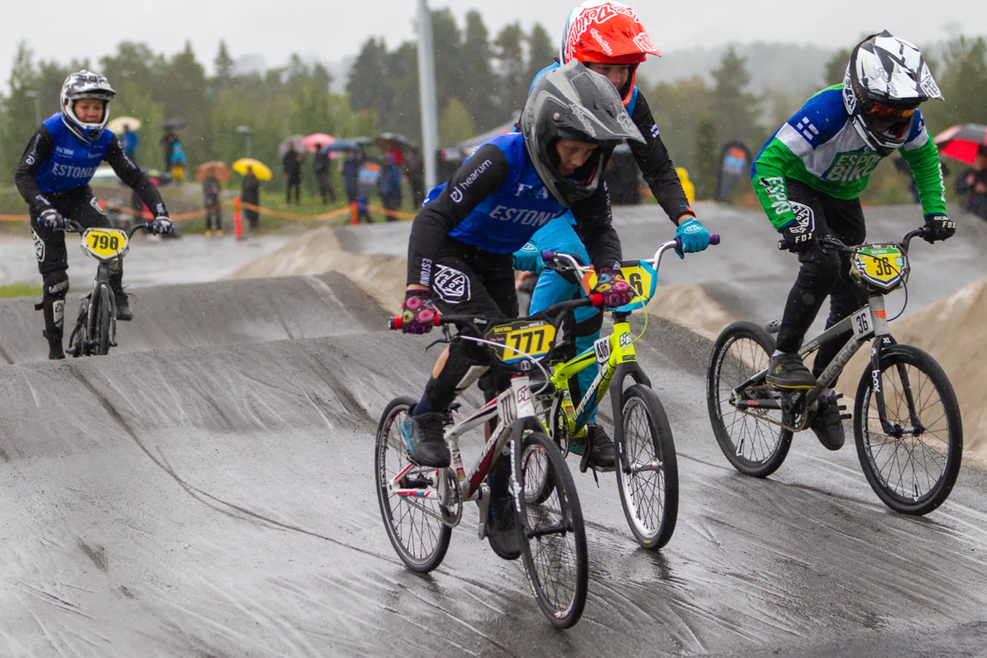 Rommi Maidla (777) ja Trevor Uiga (798).